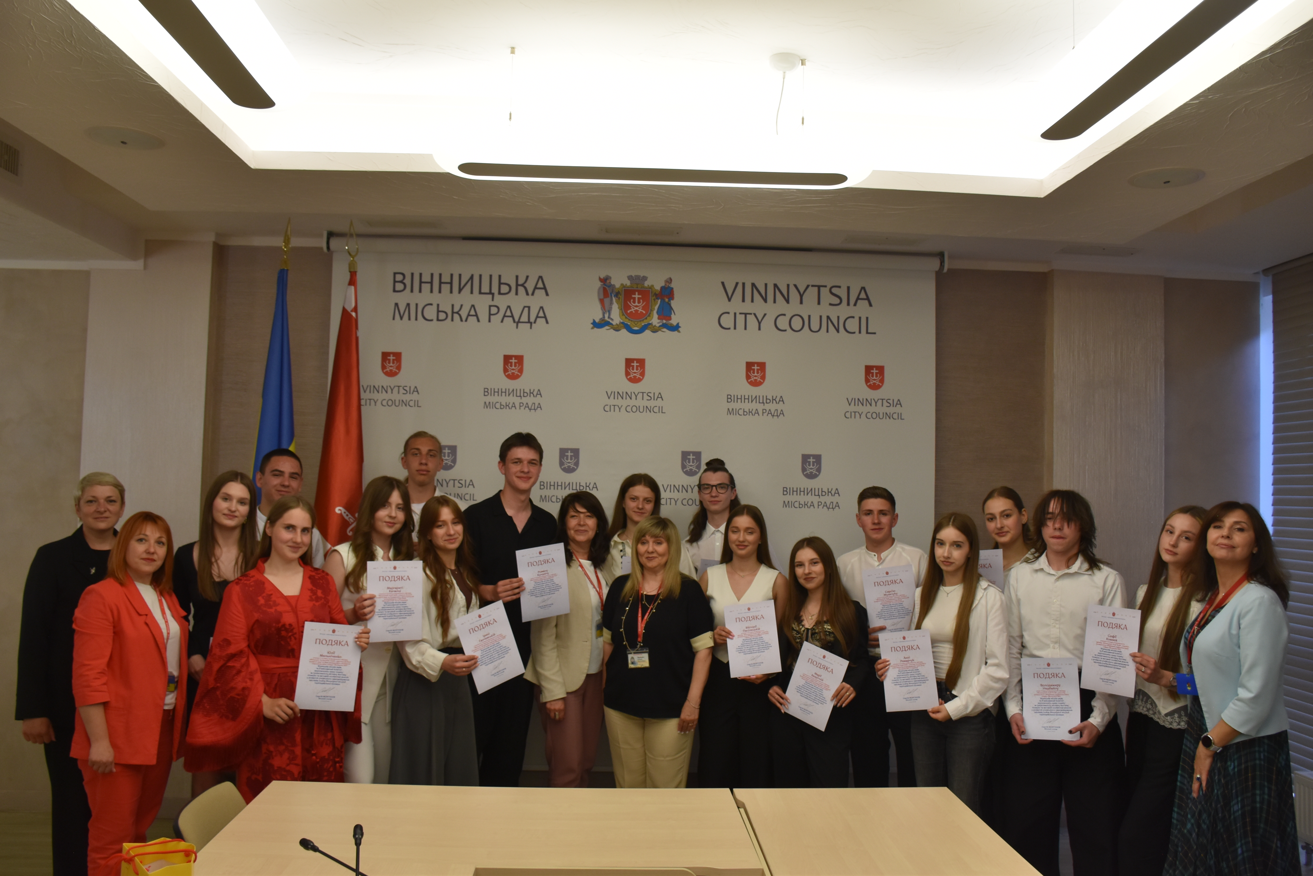  У Вінниці подякували випускникам, які були голосом учнівства громади