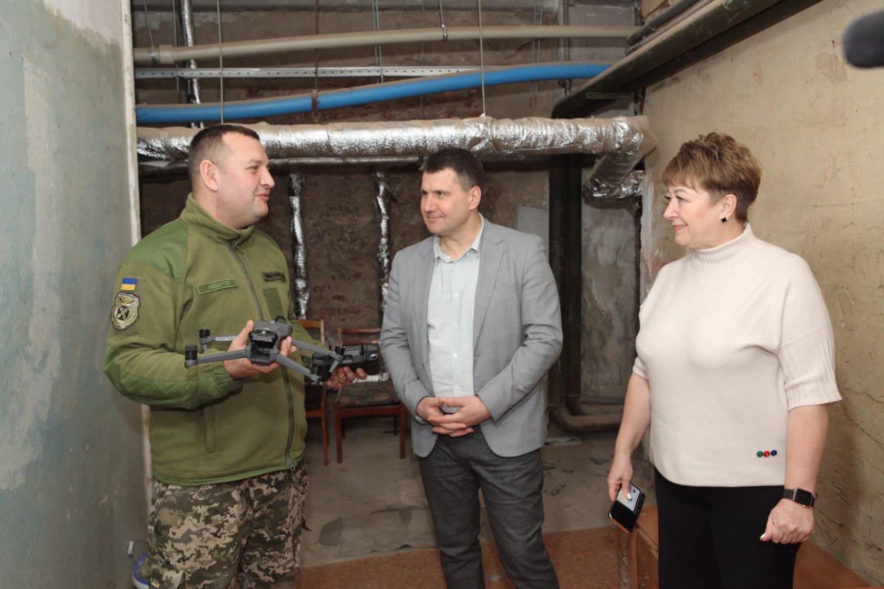 Додаткові «очі» для артилеристів: Вінницька міська рада спільно з громадою та Міжрегіональним координаційним гуманітарним штабом передала допомогу для ще однієї бригади