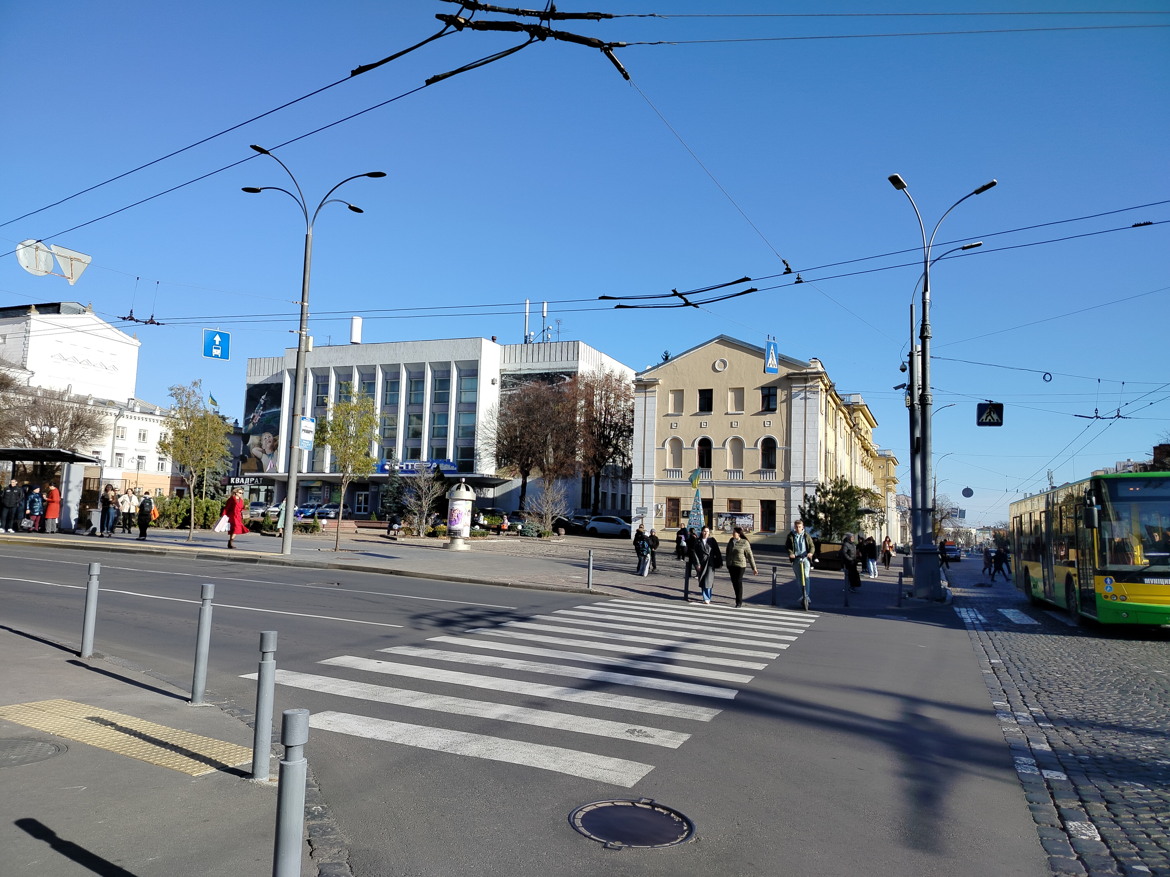 У Вінниці в межах безбар’єрного маршруту розпочинають облаштування доступного простору на частині майдану Небесної Сотні